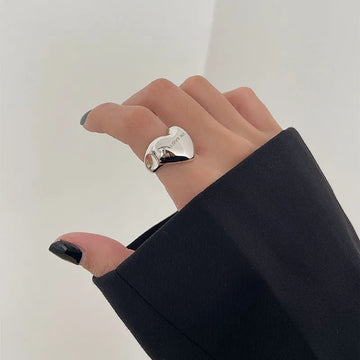 Riolio New Trendy Silver Color Rings Women Accessories Elegant Simple Smooth LOVE Heart Party Jewelry Birthday Gifts